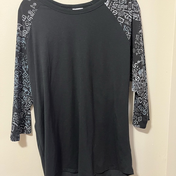 LuLaRoe Tops - LuLaroe Lynnae Top-2X.